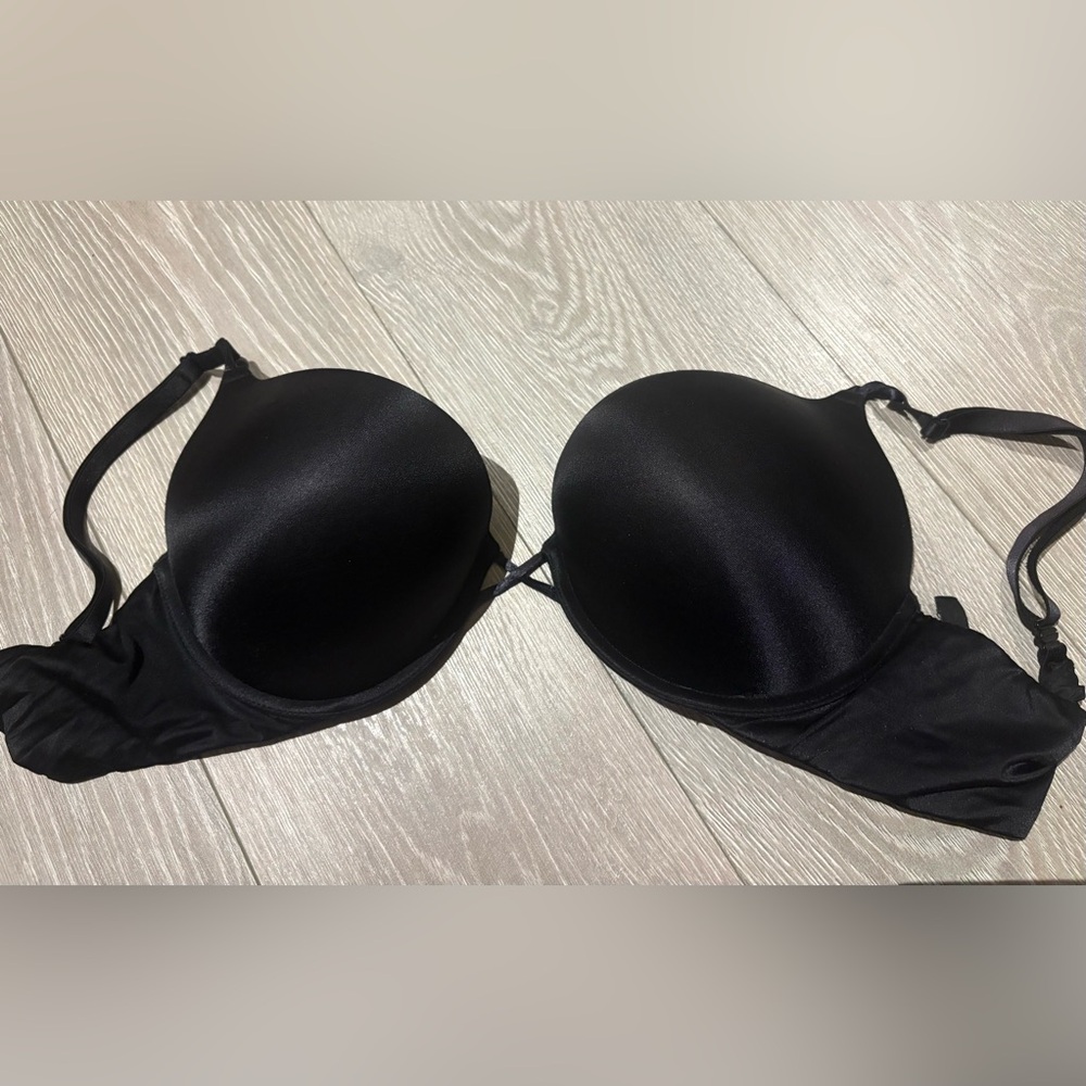 Victoria's Secret Sleek Black Bra